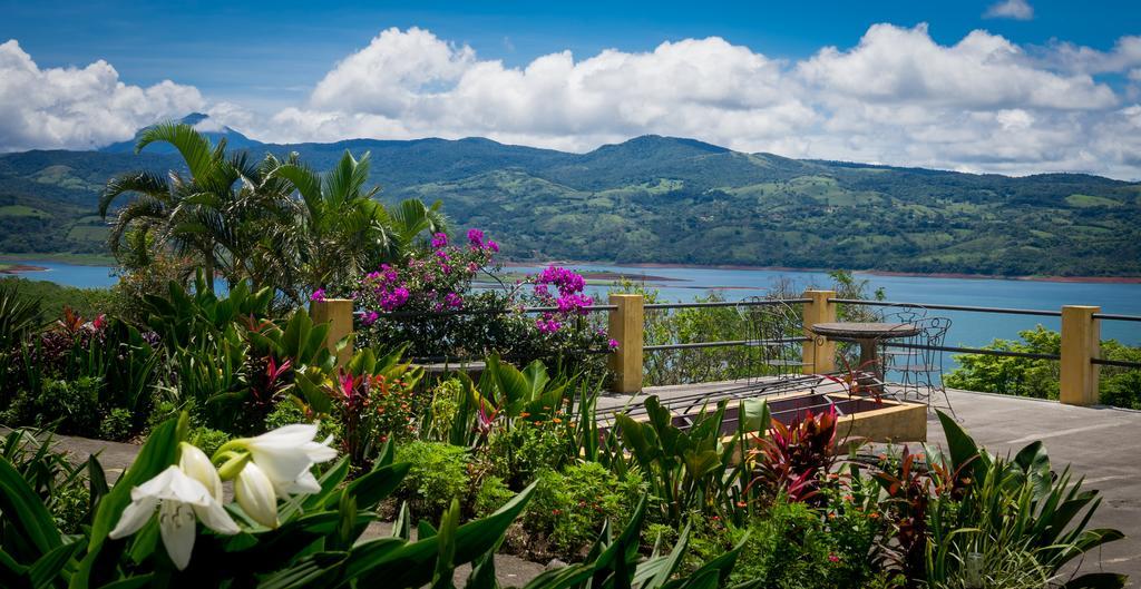 Lake Arenal Hotel And Brewery Tronadora Exteriör bild