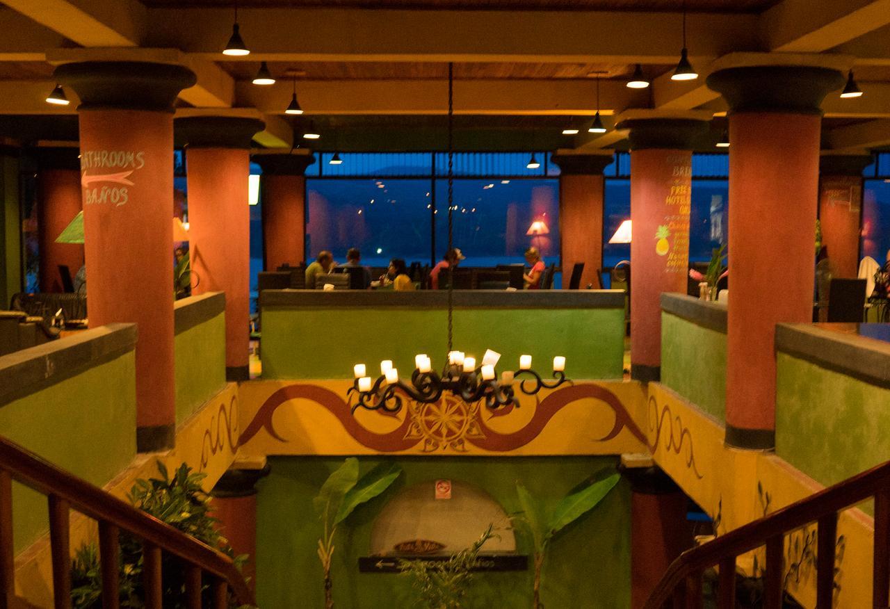 Lake Arenal Hotel And Brewery Tronadora Exteriör bild