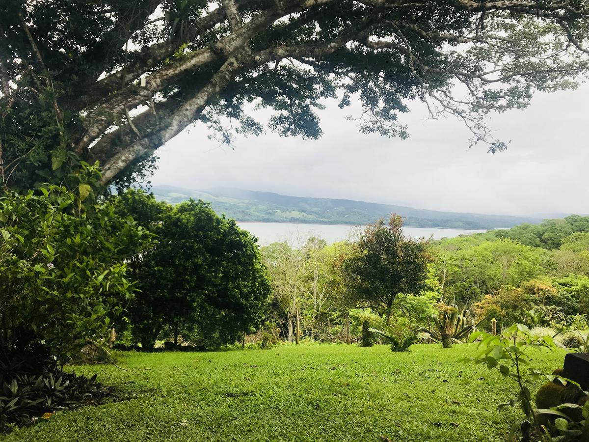 Lake Arenal Hotel And Brewery Tronadora Exteriör bild